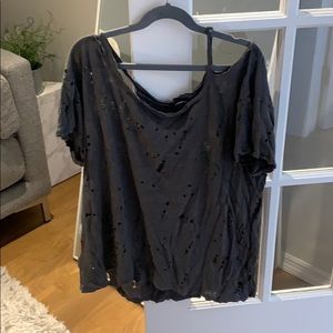 Ripped tee